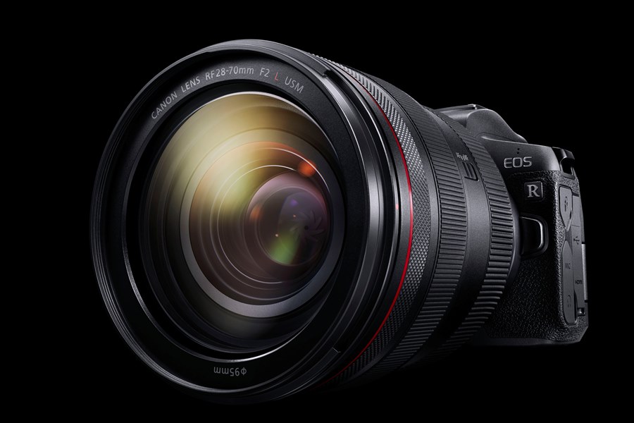 Canon has officially announced its first full-frame mirrorless camera, alongside four RF-mount lenses. Meet, the Canon EOS R