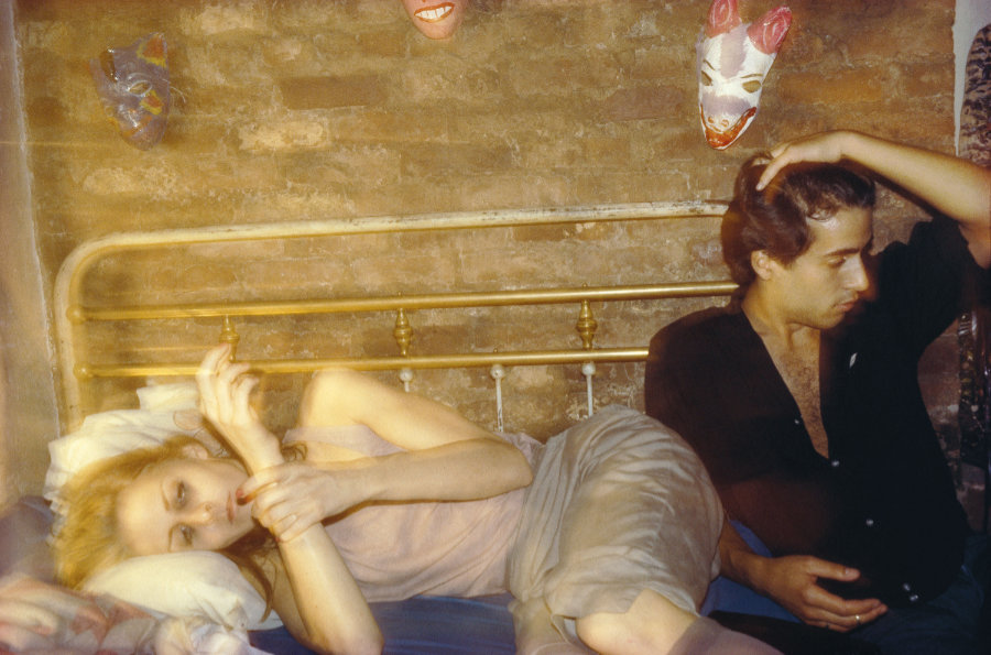  Nan Goldin: Greer and Robert on the bed, New York City (1982). &copy; Nan Goldin. Courtesy the artist and Gagosiany<